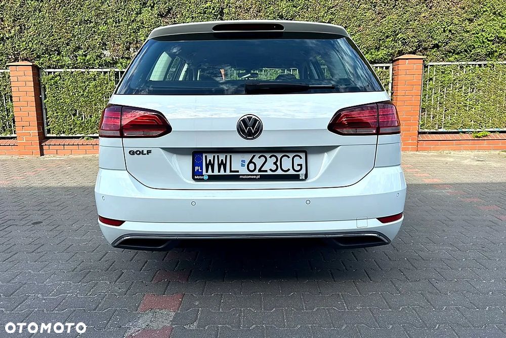 Volkswagen Golf 1.6 TDI BMT Comfortline - 10