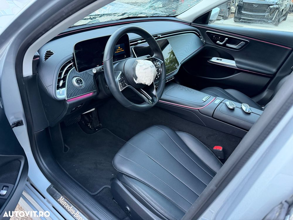 Mercedes-Benz E - 16