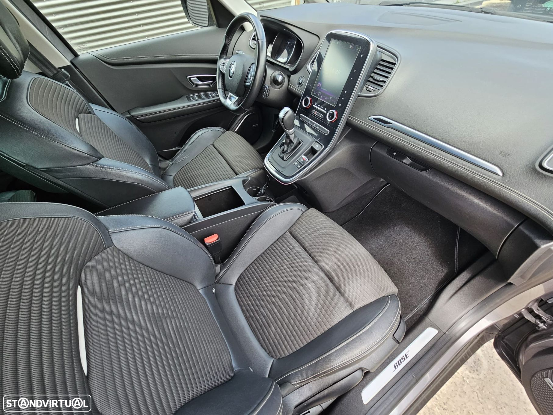 Renault Grand Scénic 1.5 dCi Bose Edition EDC SS - 27