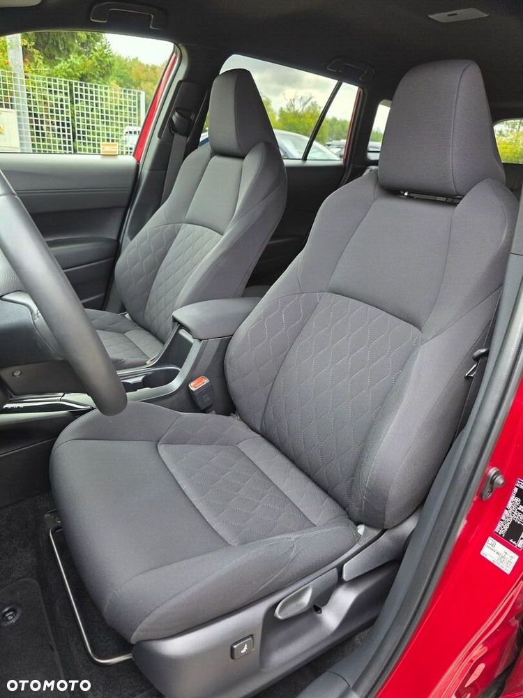 Toyota Corolla Cross - 21