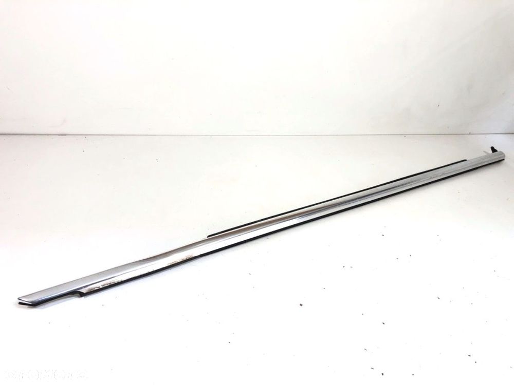 LISTWA ZGARNIAJĄCA PRZÓD PRAWY  BMW 5 (G30, F90) 2016 - 2022 530 e Plug-in-Hybrid 135 kW [184 KM] - 1