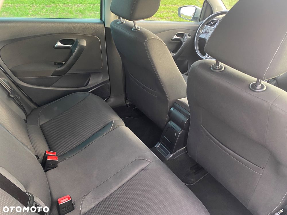 Volkswagen Polo - 14