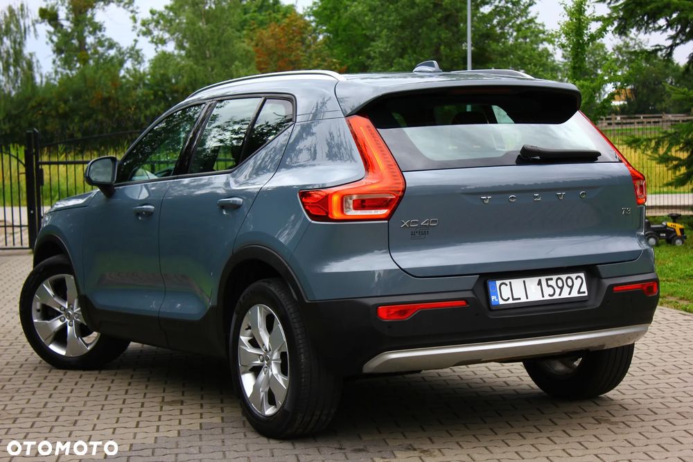 Volvo XC 40 T3 Momentum Pro - 9