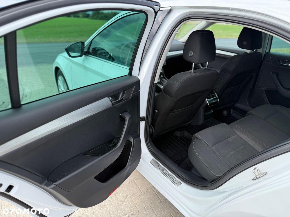 Skoda Superb 1.5 TSI Plug-in Hybrid Edition 130 DSG - 23