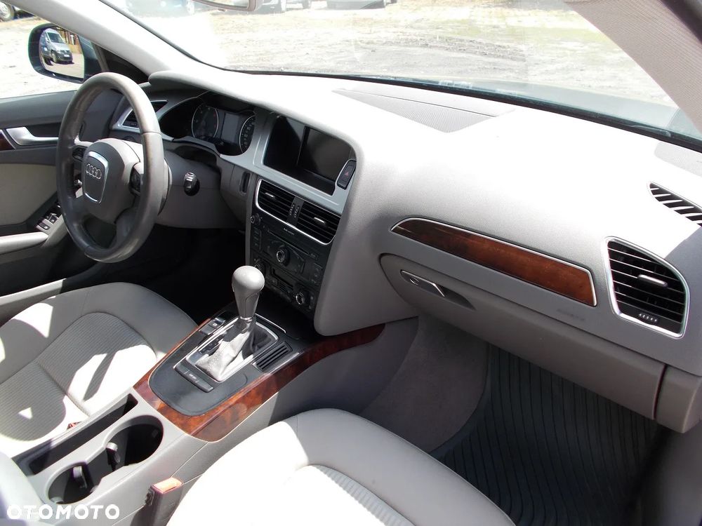 Audi A4 Avant 2.0 TDI Multitronic - 13