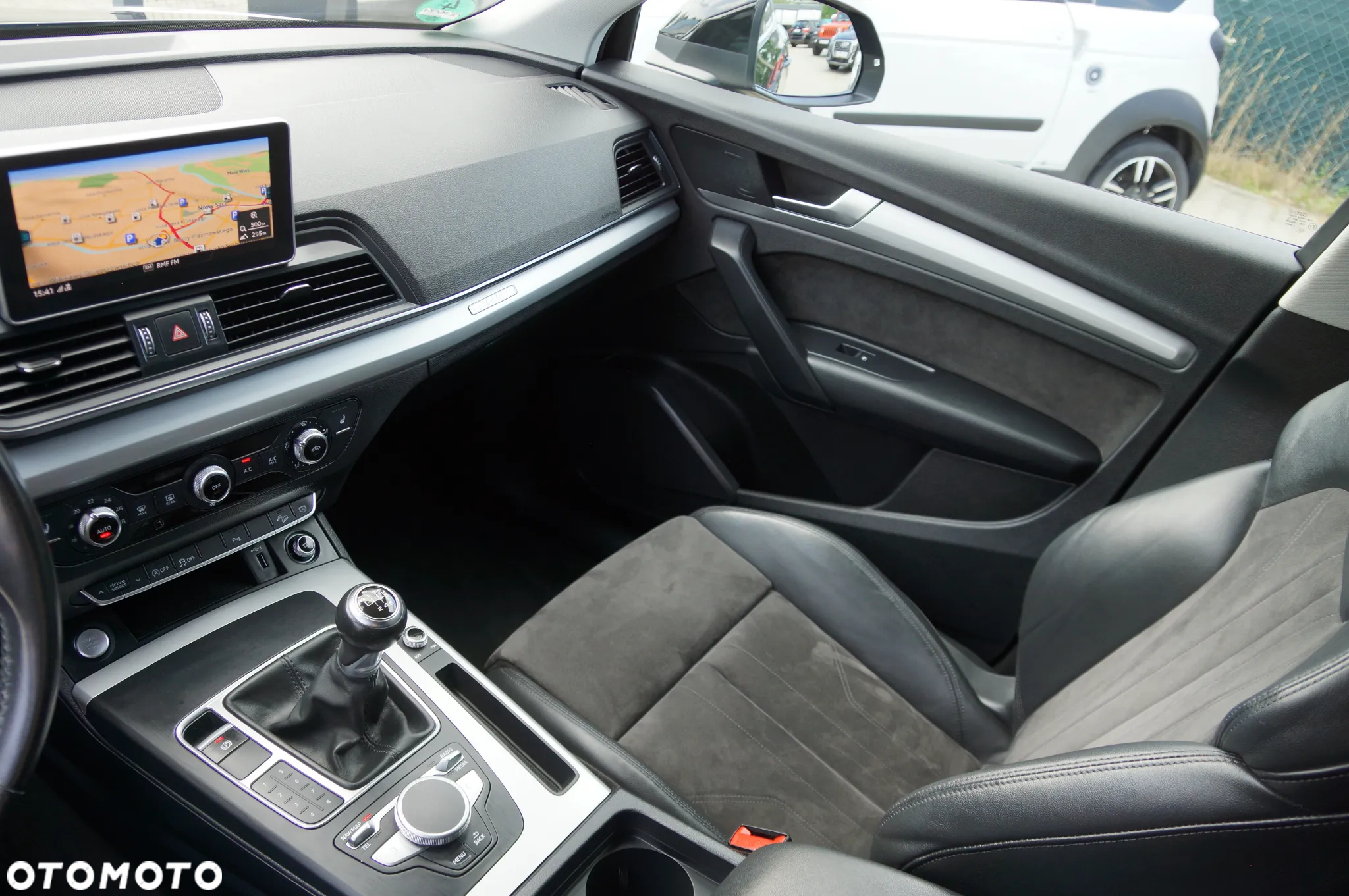 Audi Q5 2.0 TDI quattro - 24