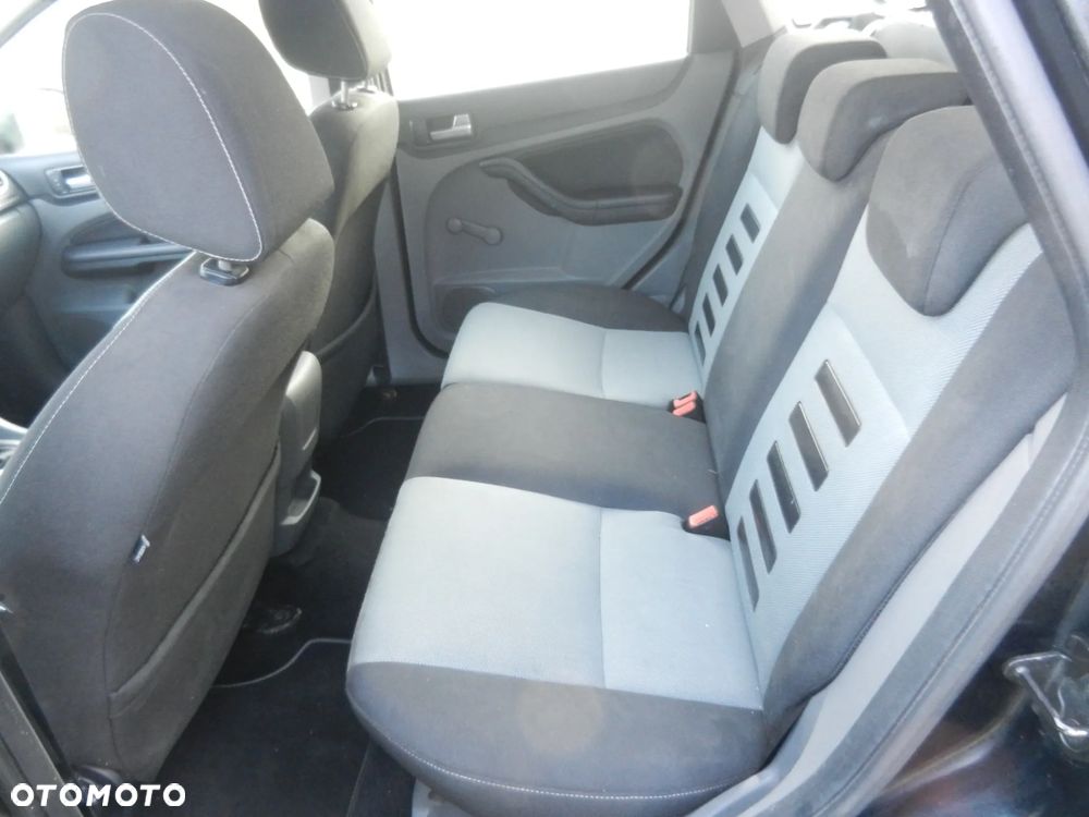 Ford Focus - 4