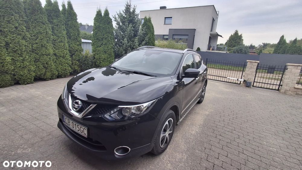 Nissan Qashqai - 1
