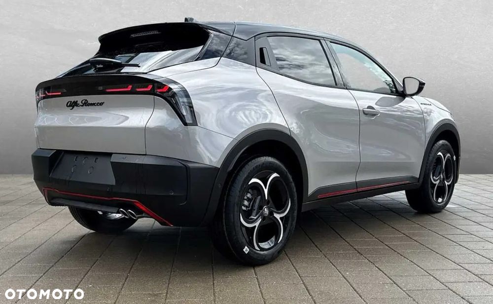 Alfa Romeo Junior 1.2 mHEV Ibrida Speciale eDCT - 5