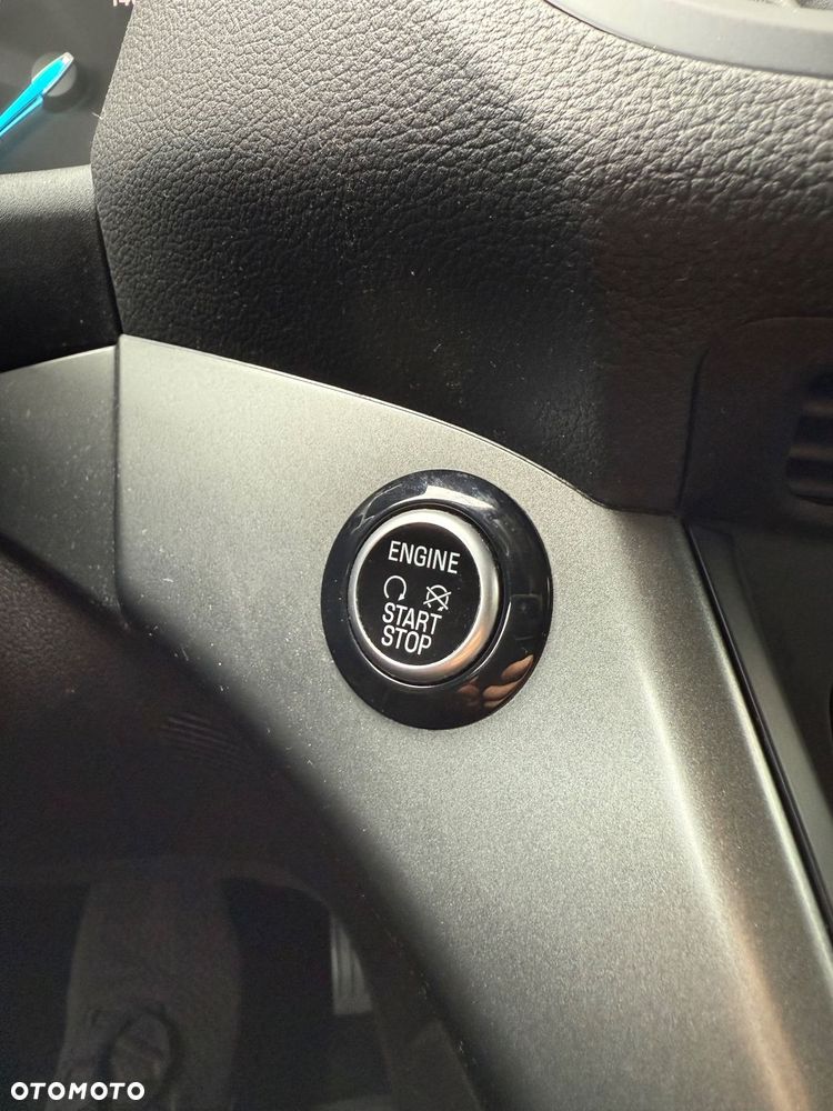 Ford Kuga - 15