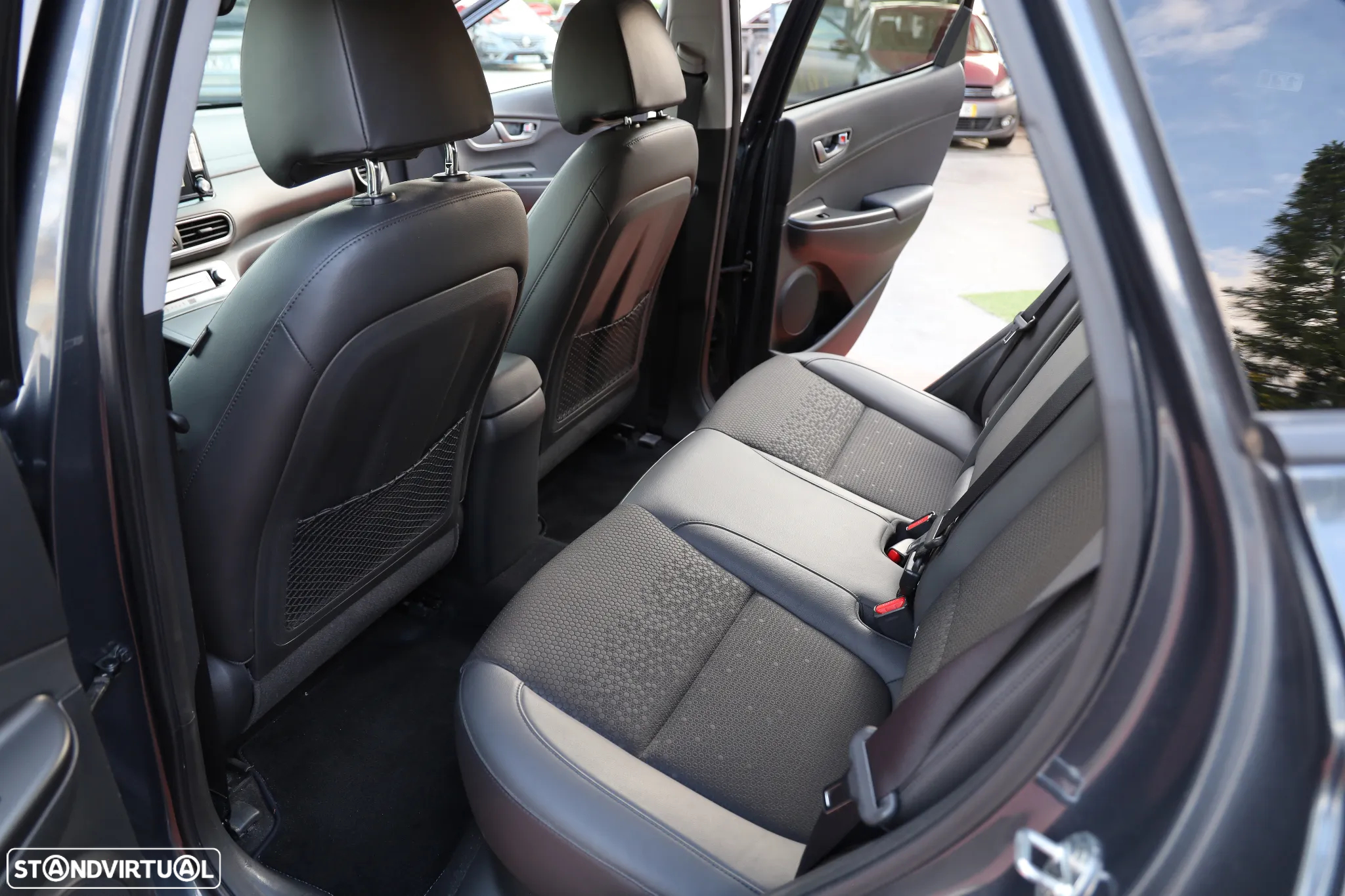Hyundai Kauai EV 64 kWh Premium+LED - 13