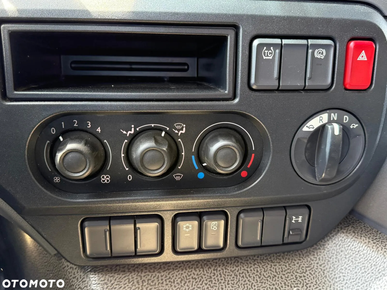DAF CF 330/10.2017/KONTENER MEBLOWY/IZOTERMA/WINDA/18 PALET/E6/NISKI PRZEBIEG/Z NIEMIEC/JAK NOWY/DUŻY SILNIK  10 837cm3// - 19