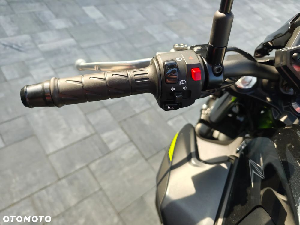 Kawasaki Z 650 - 19