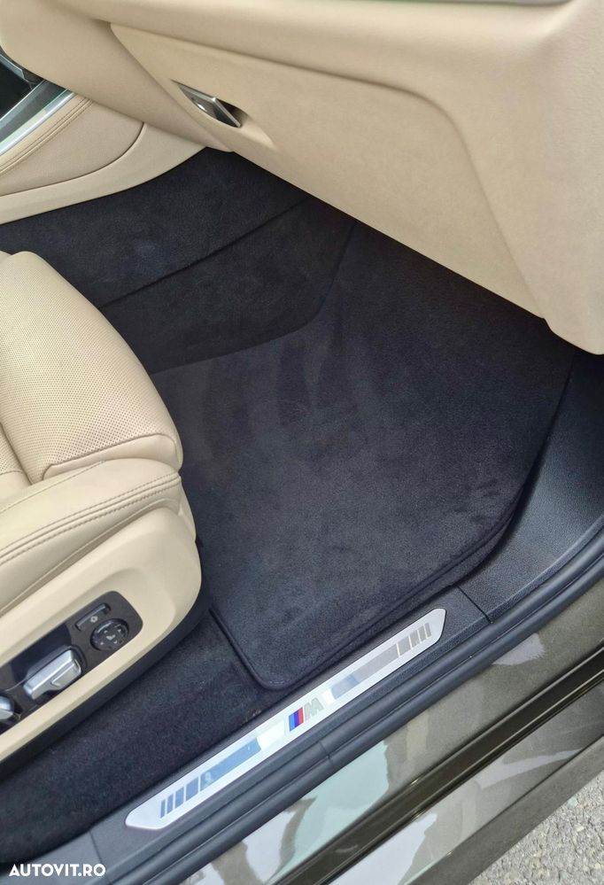 BMW X5 2021 — imagine 27