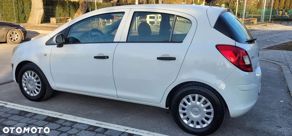 Opel Corsa - 3