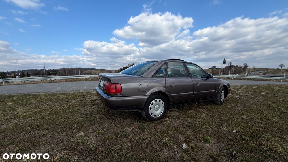 Audi 100 - 7