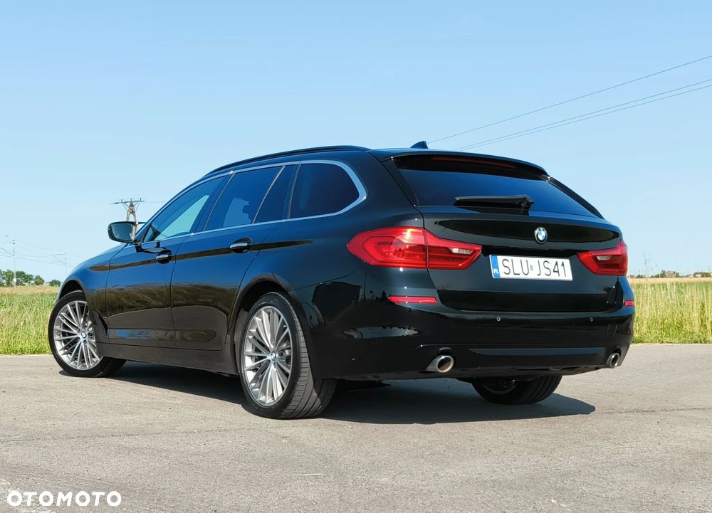 BMW Seria 5 520d Touring - 6