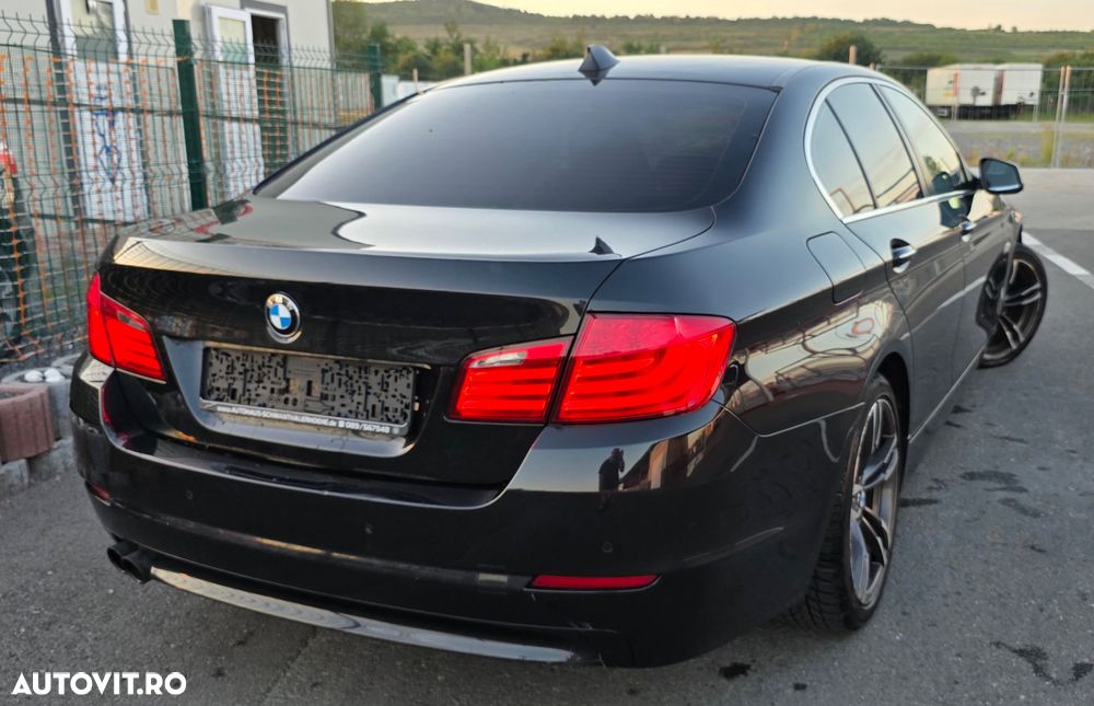 BMW Seria 5 520d - 26