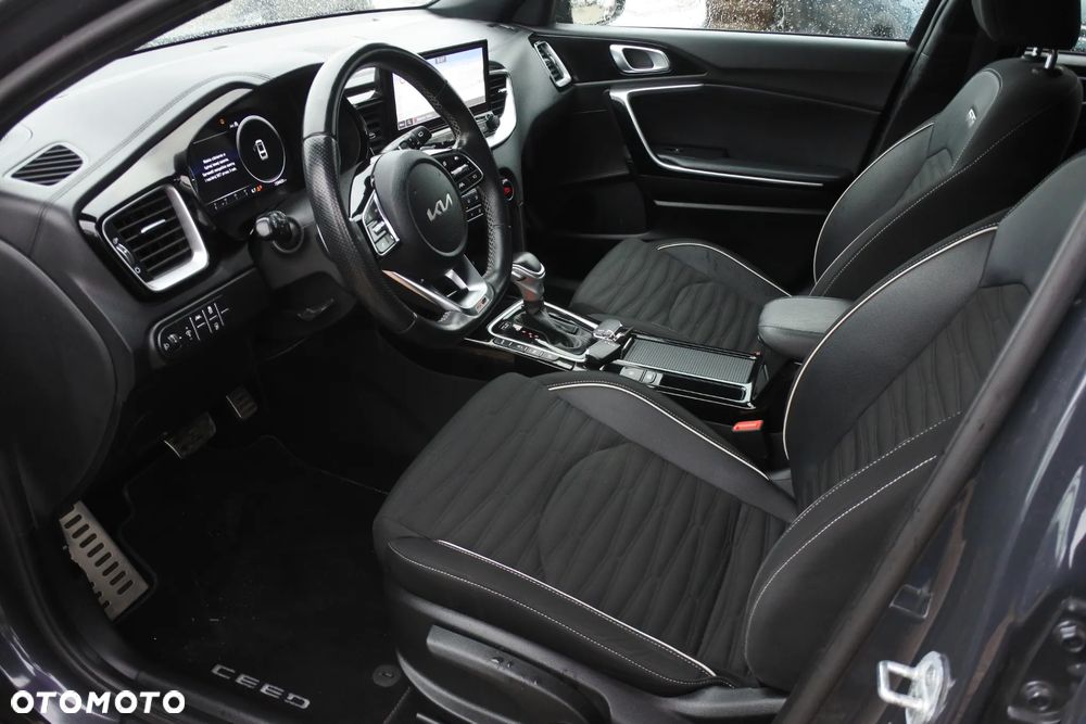 Kia ProCeed 1.5 T-GDI DCT7 OPF GT LINE - 10