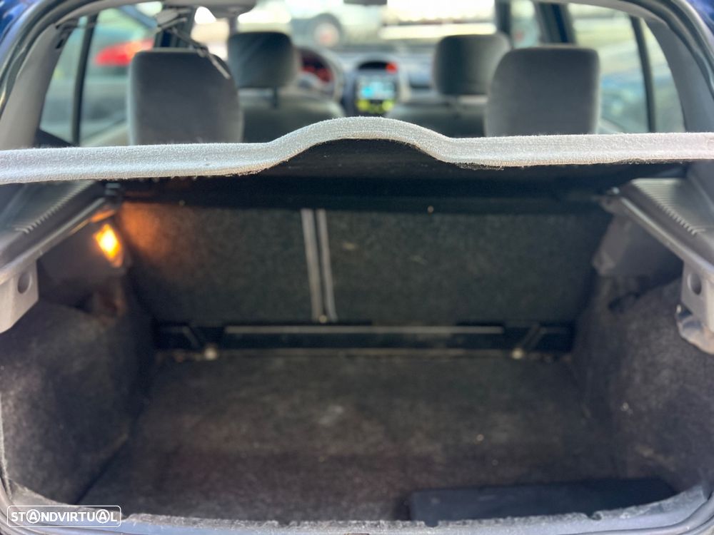 Renault Clio 1.2 RN - 15