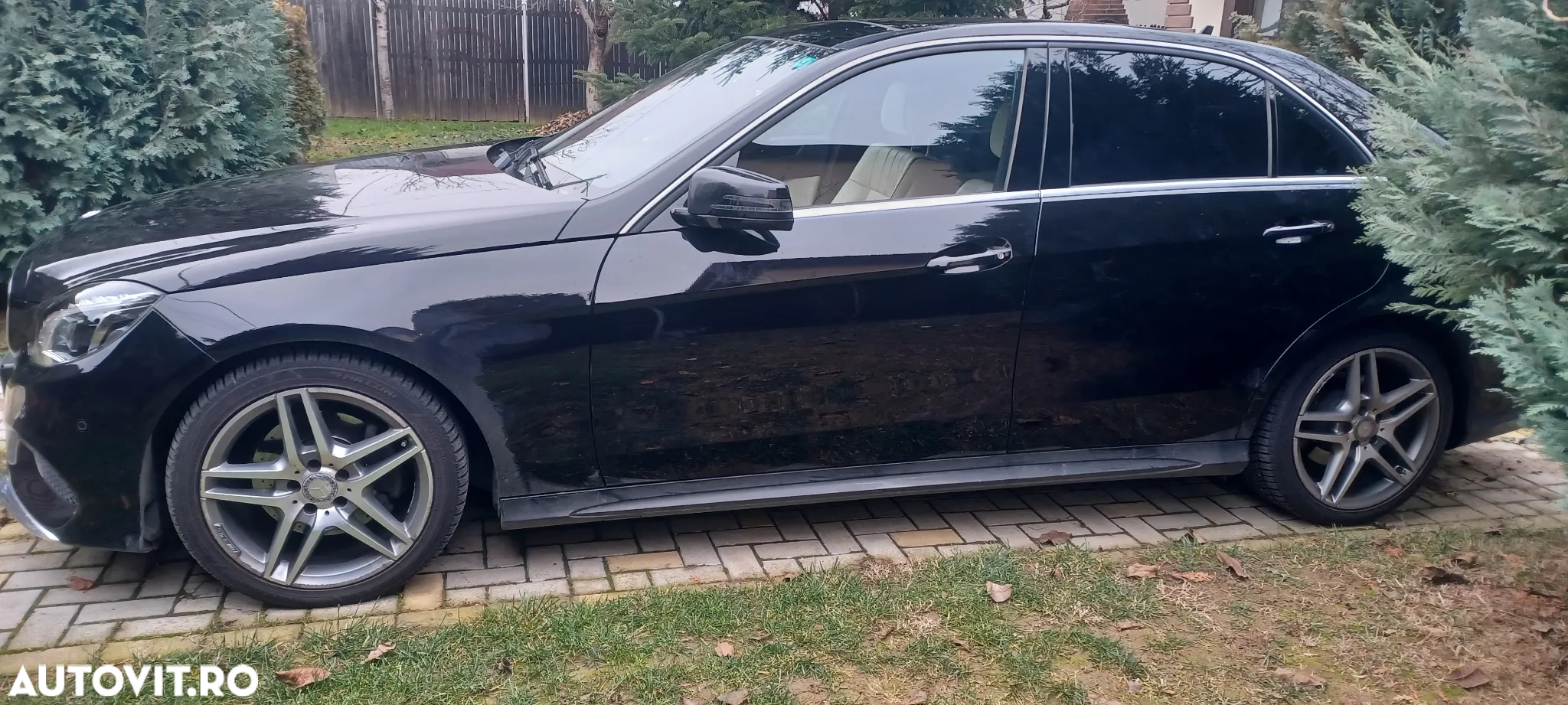 Mercedes-Benz E 300 BlueTEC HYBRID 7G-TRONIC Avantgarde - 4