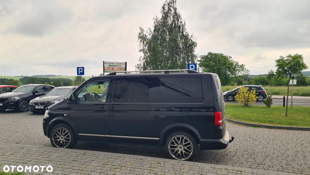 Volkswagen Multivan - 20