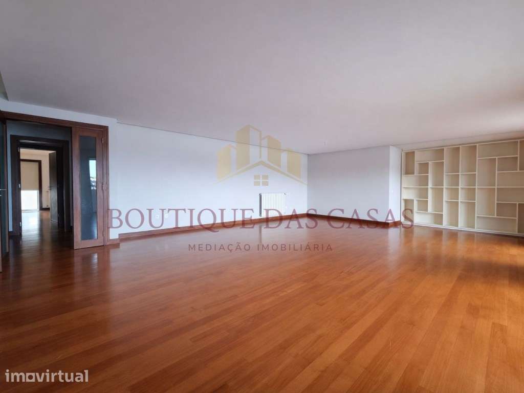 Apartamento T4 com Vista Rio - Cond. Concórdia, Palácio do Freixo - Grande imagem: 4/44
