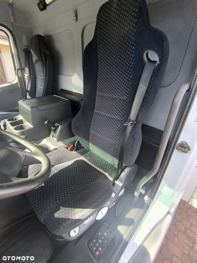 Mercedes-Benz ATEGO - 4