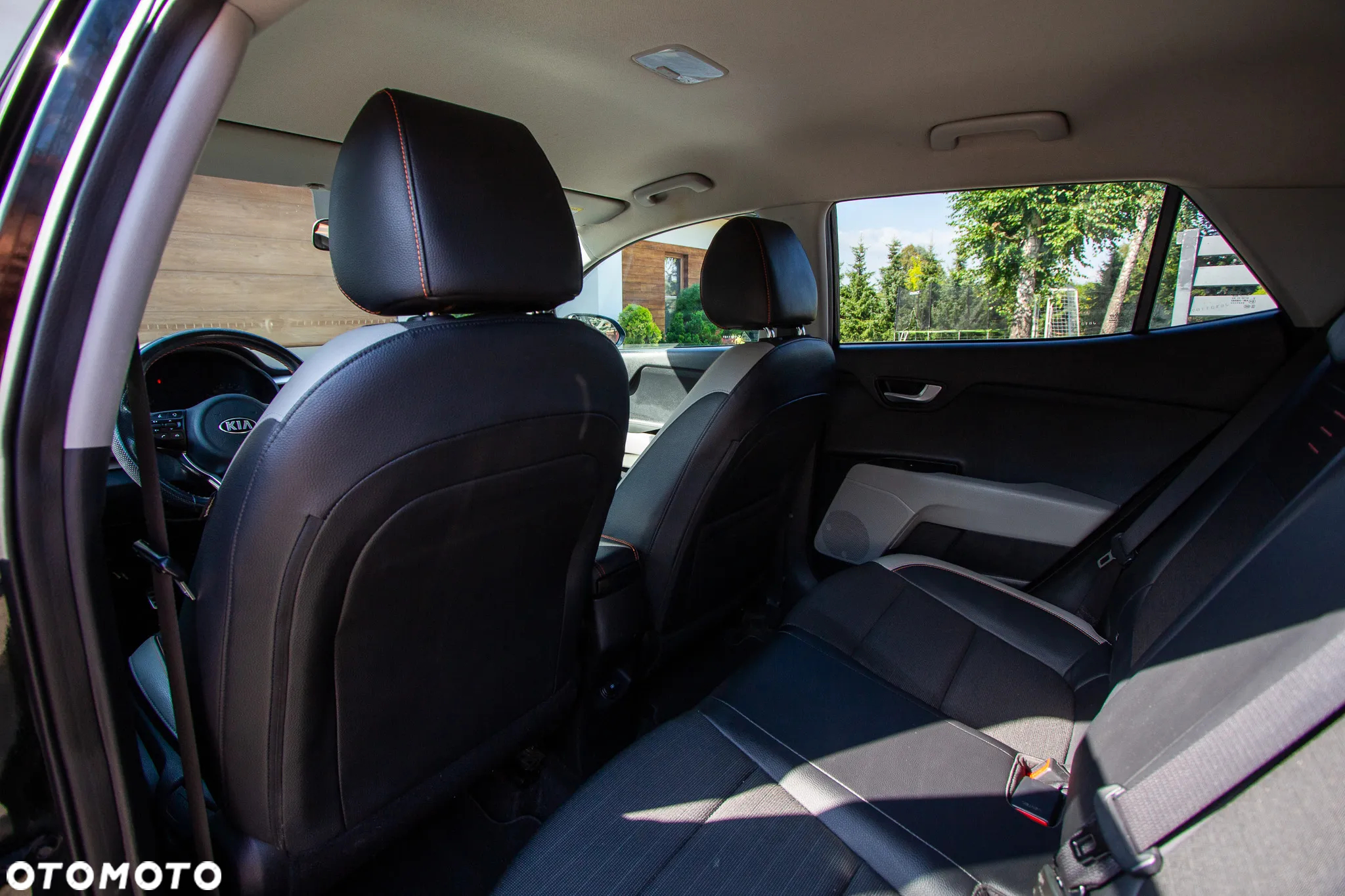 Kia Stonic 1.0 T-GDI L - 12