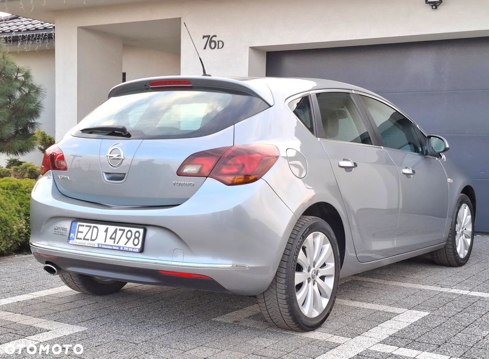 Opel Astra 1.4 T Cosmo - 9