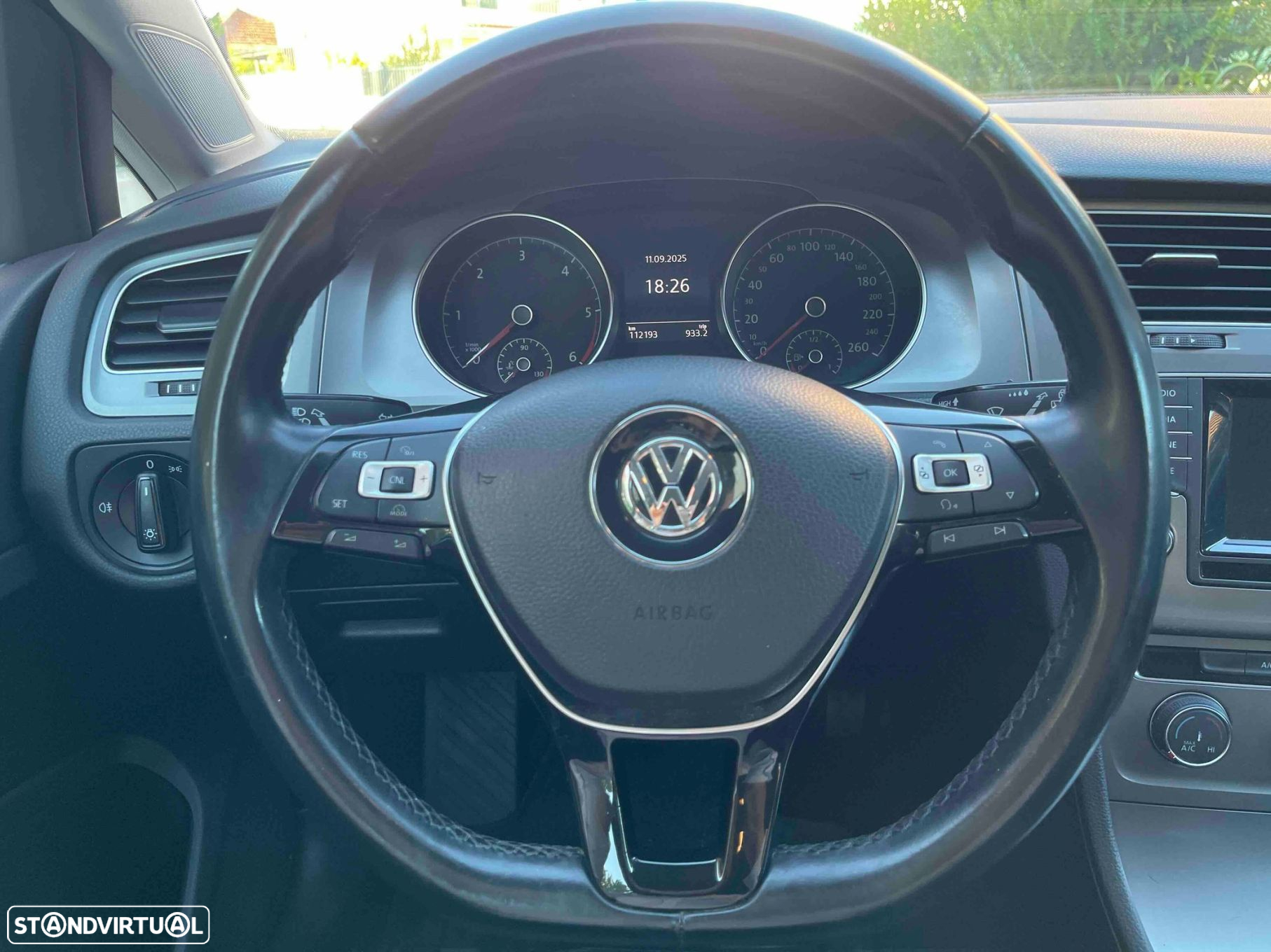 VW Golf Variant 1.6 TDi BlueMotion Confortline - 36