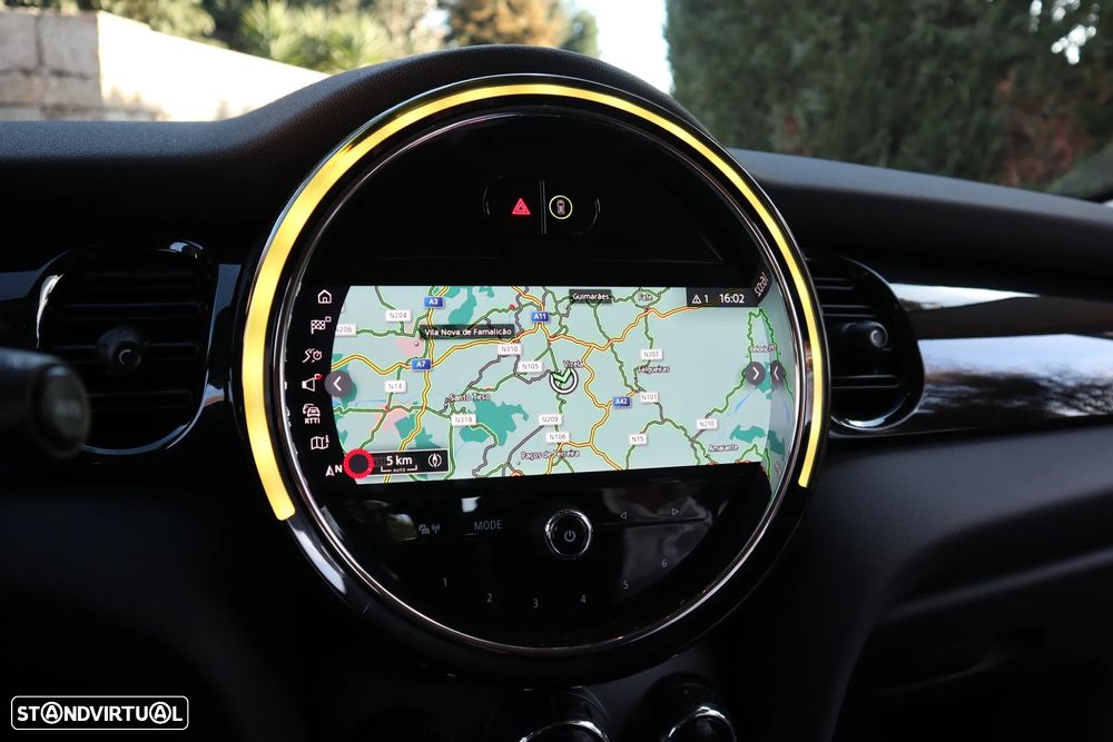 MINI 3 Portas Cooper SE Classic - 10