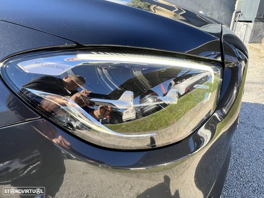 Mercedes-Benz E 300 de AMG Line - 13