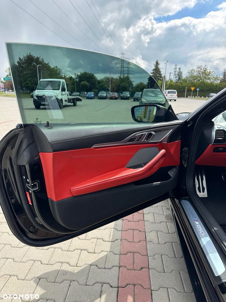 BMW Seria 8 M850i xDrive - 14