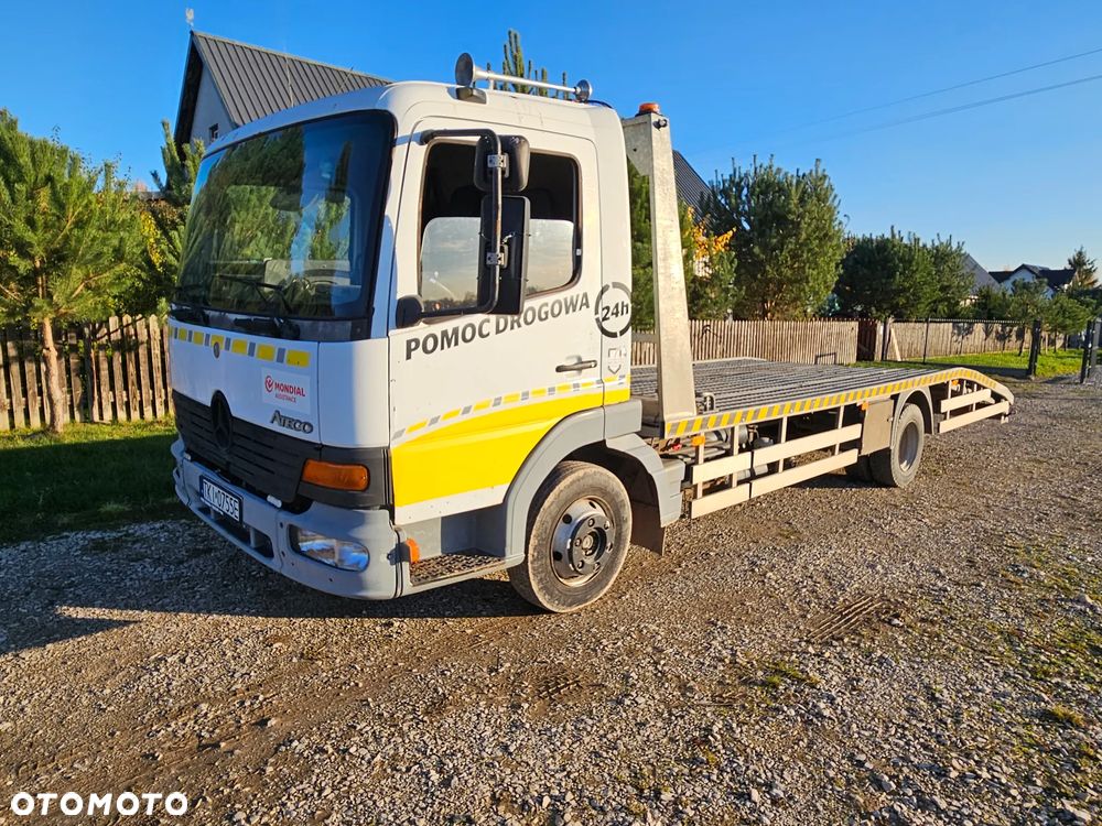 Mercedes-Benz 817 - 1