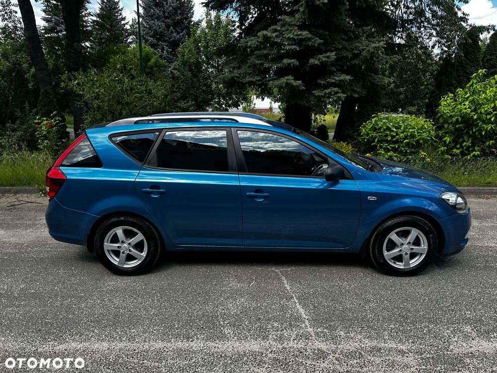 Kia Ceed - 3