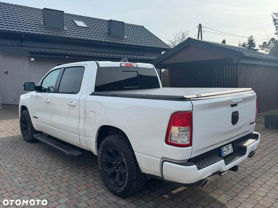 RAM 1500 5.7 Crew Cab Bighorn - 3