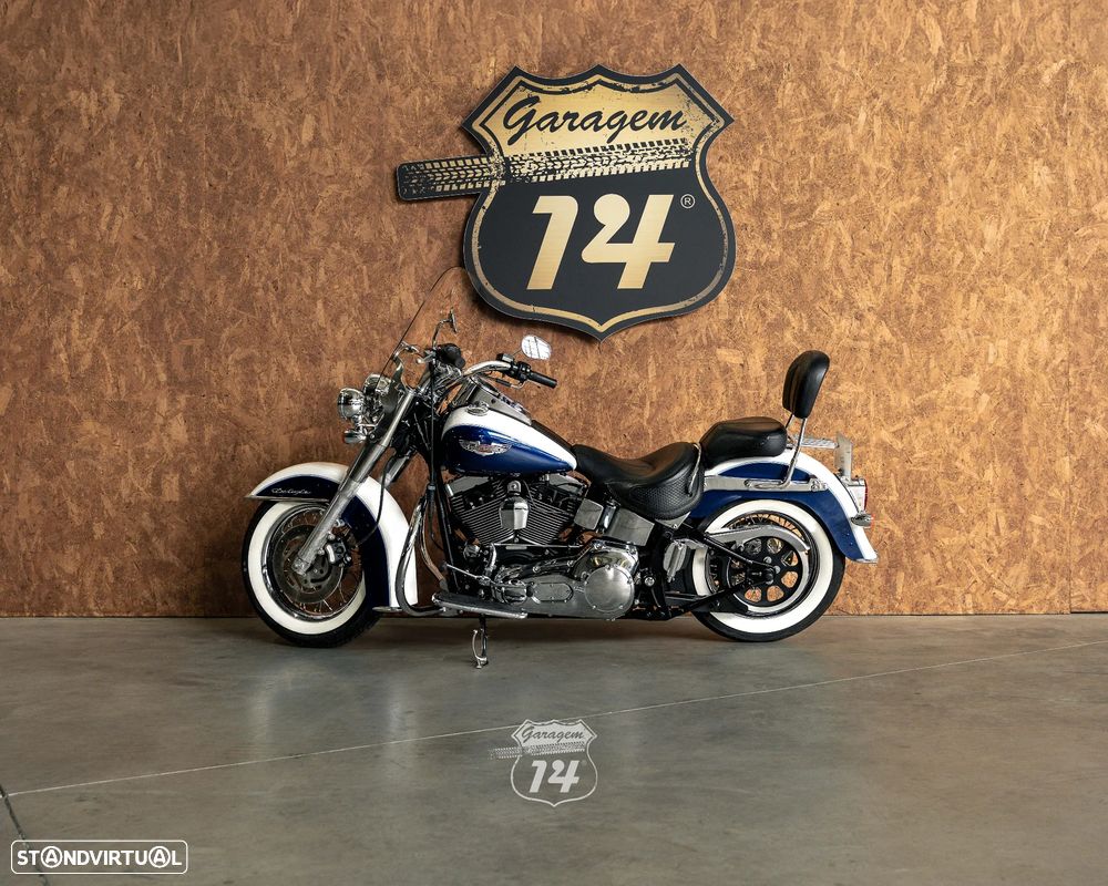 Harley-Davidson FLST Softail Deluxe - 4