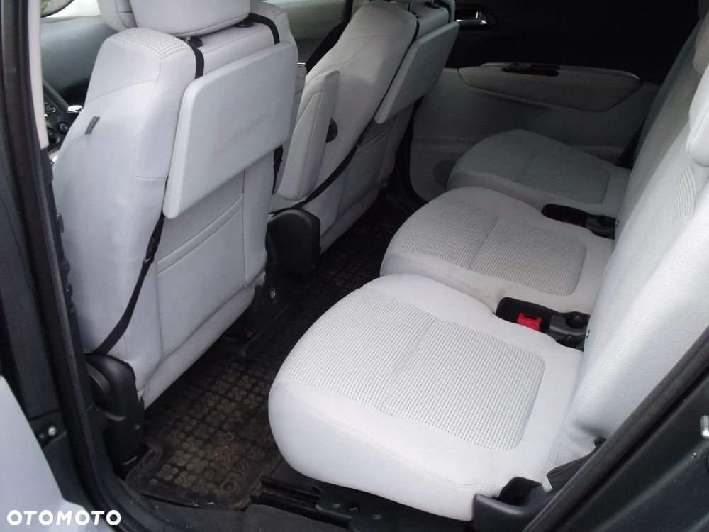 Peugeot 5008 - 7