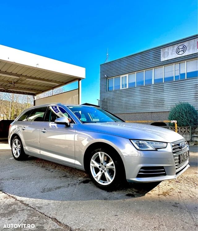 Audi A4 2.0 TDI S tronic Design - 1
