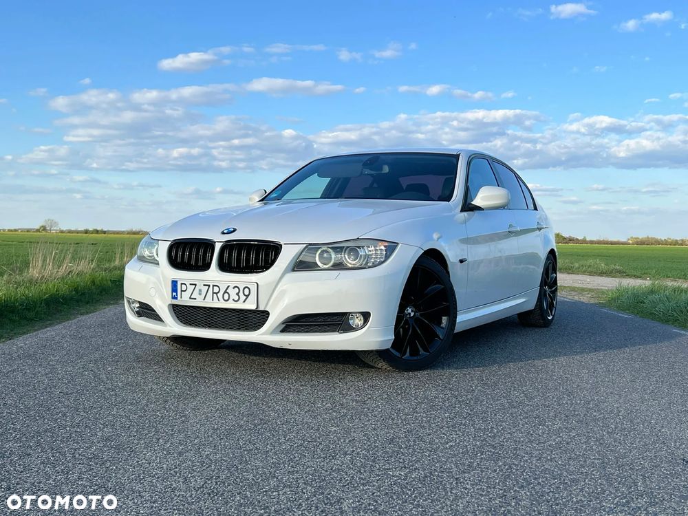 BMW Seria 3 318i - 1