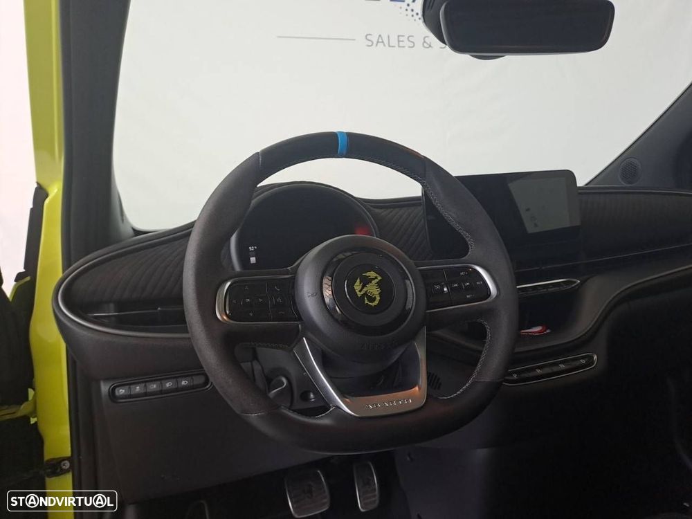 Abarth 500e - 12