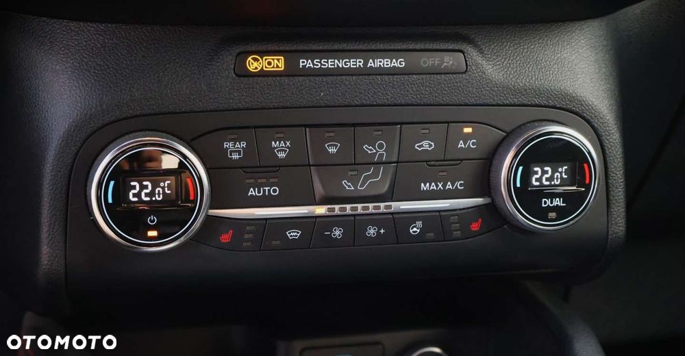 Ford Kuga - 34