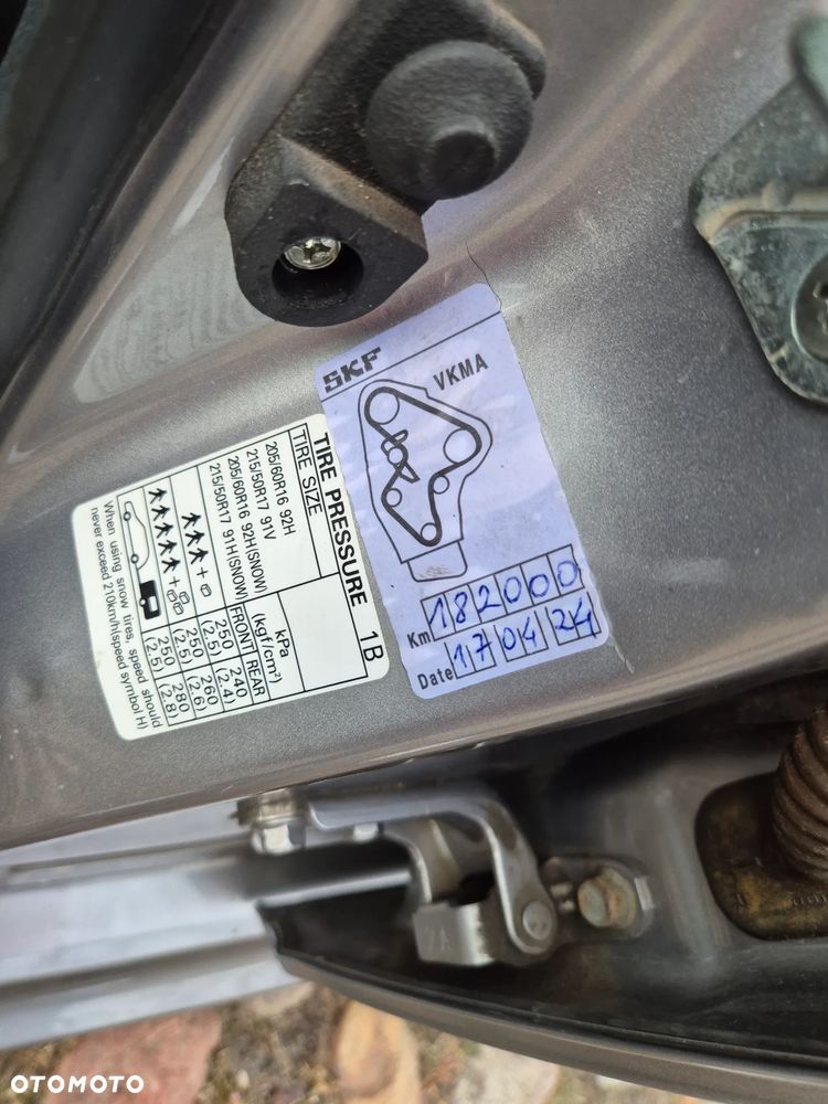 Subaru Legacy 2.0R Comfort - 12