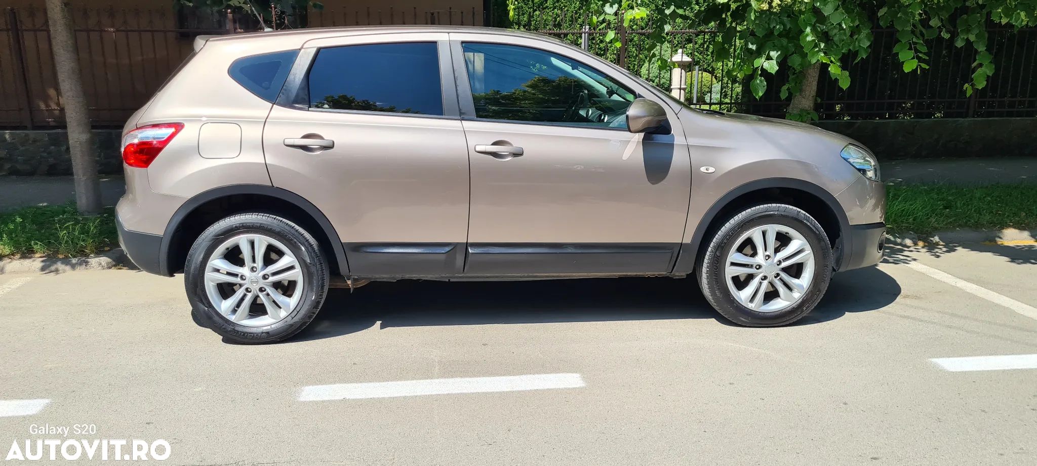 Nissan Qashqai - 1