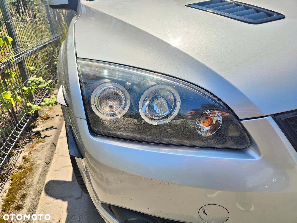 Ford Focus 2.0 Sport - 6