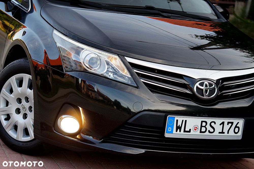 Toyota Avensis 1.8 Prestige - 3