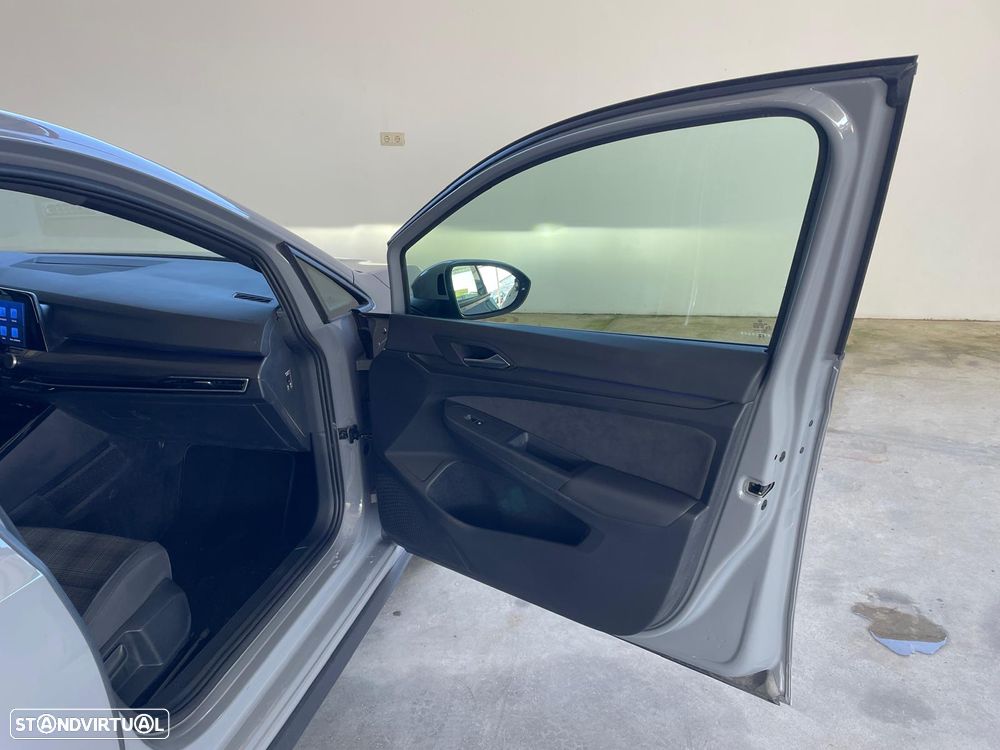 VW Golf 1.4 eHybrid OPF DSG GTE - 40