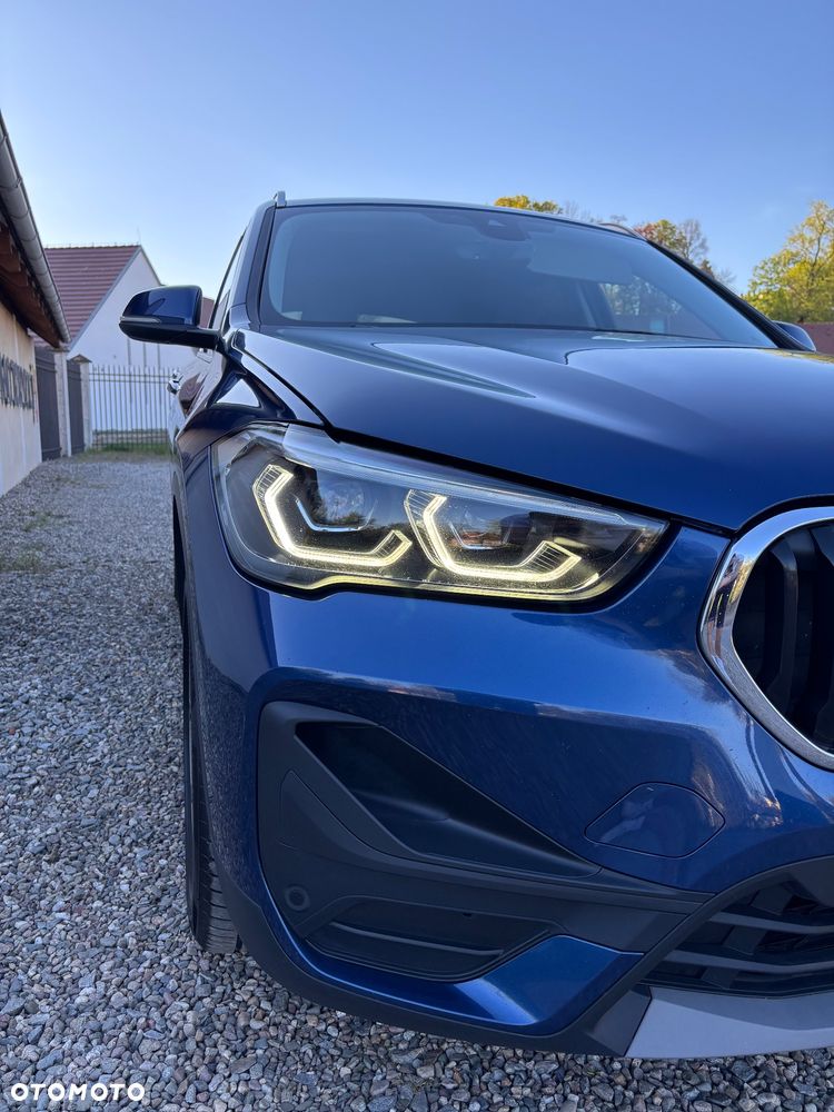 BMW X1 sDrive16d - 33