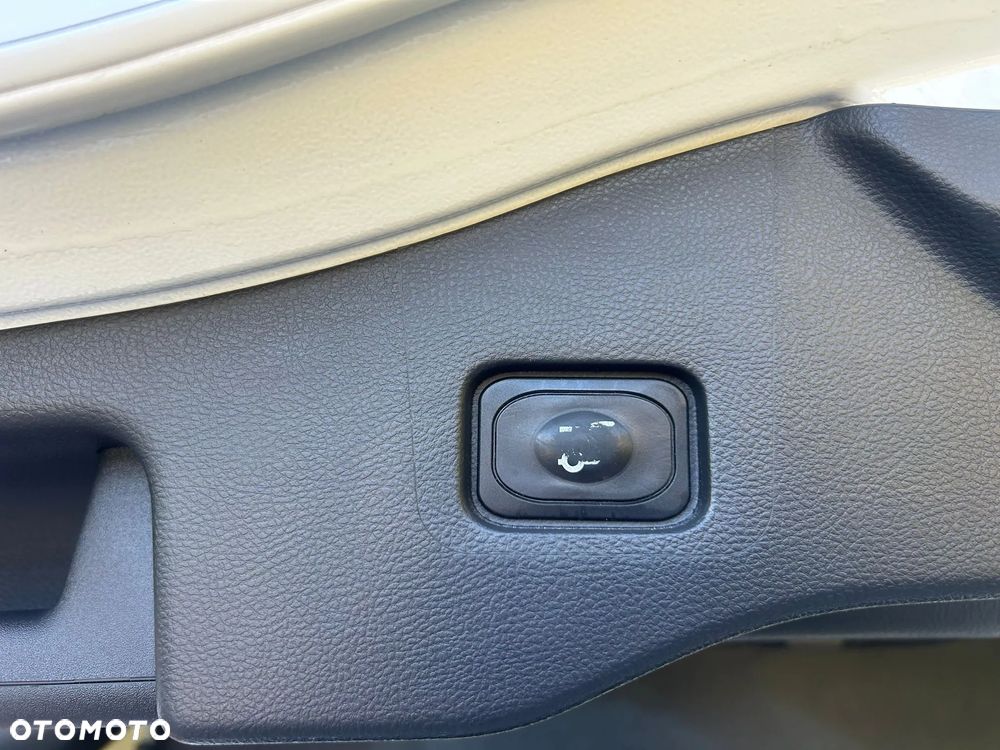 Ford Mondeo 2.0 EcoBlue Titanium - 11